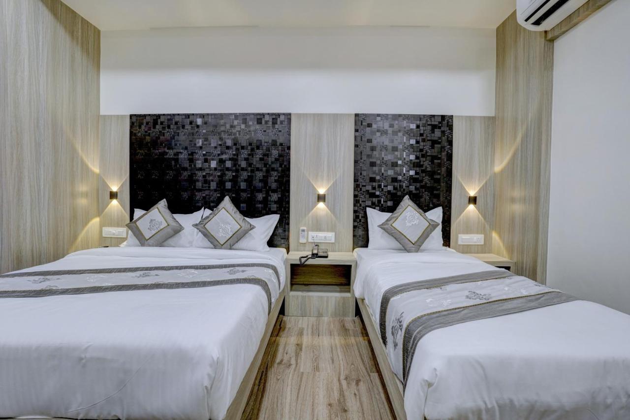 Hotel Arts International Βομβάη Εξωτερικό φωτογραφία