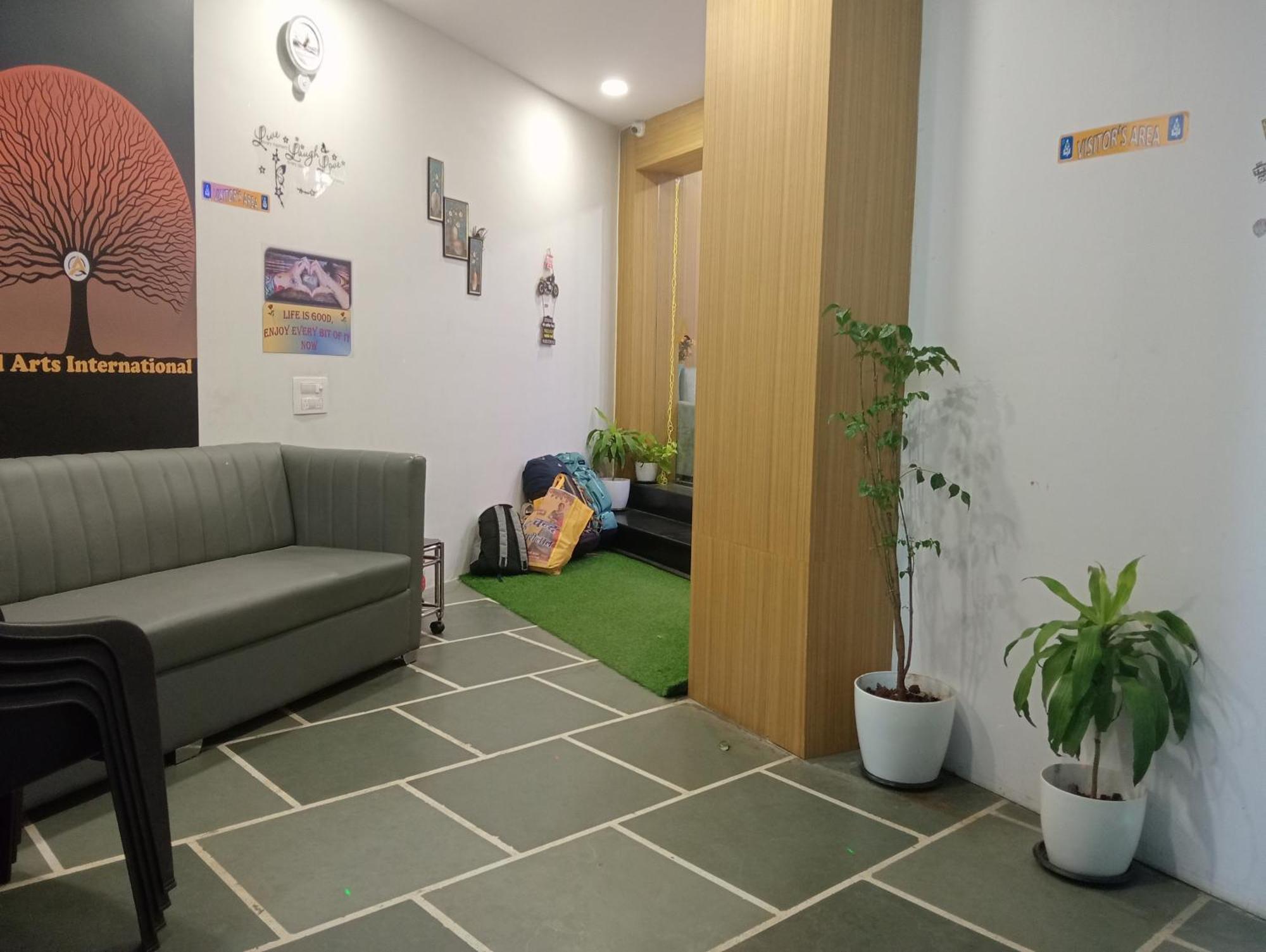 Hotel Arts International Βομβάη Εξωτερικό φωτογραφία
