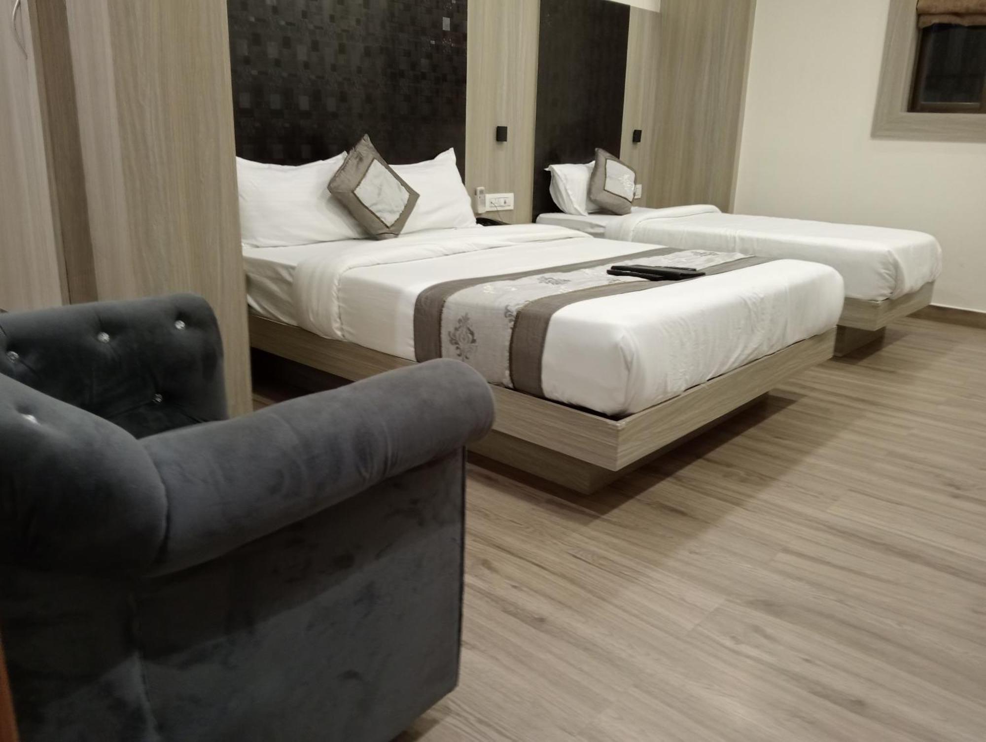 Hotel Arts International Βομβάη Εξωτερικό φωτογραφία