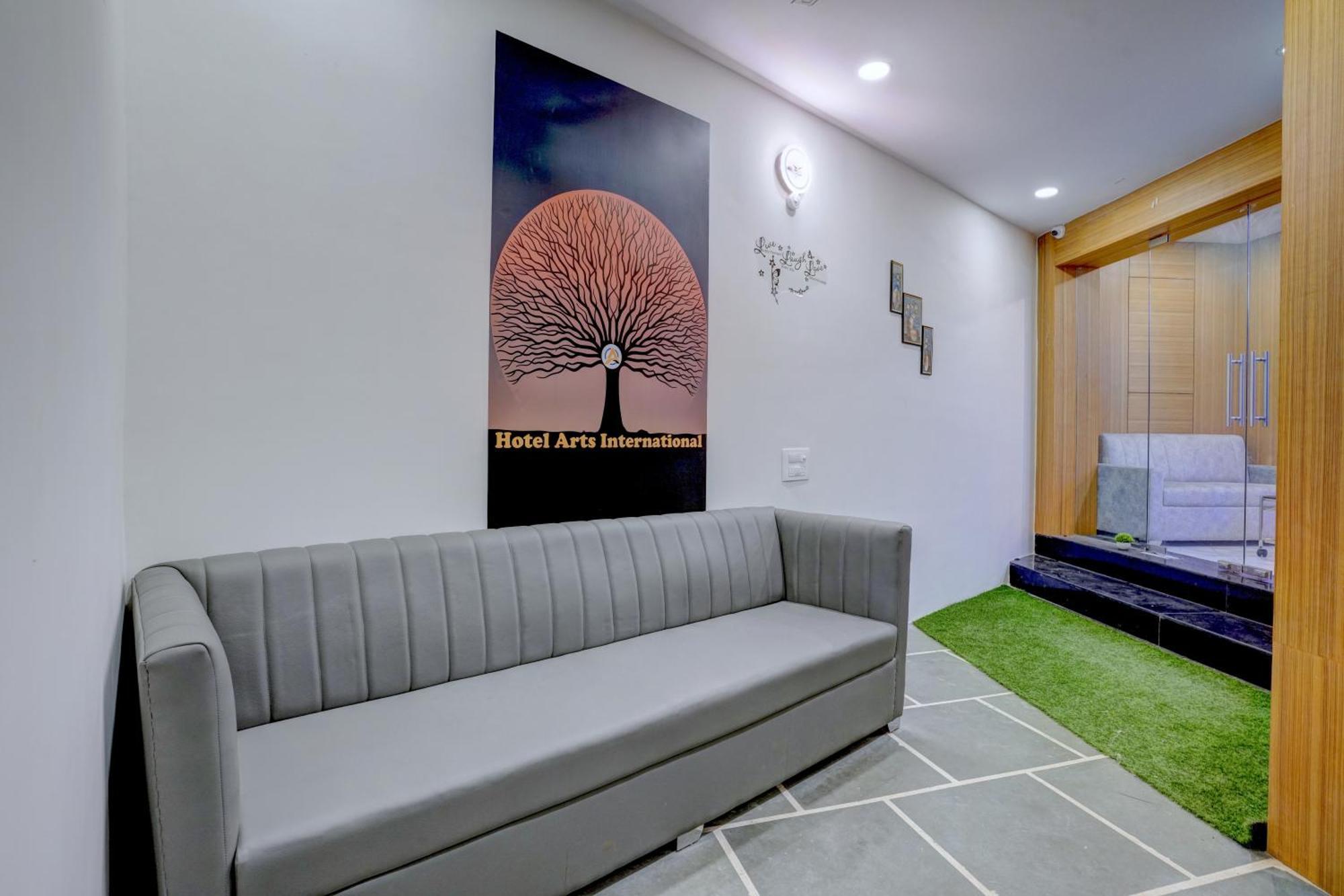 Hotel Arts International Βομβάη Εξωτερικό φωτογραφία